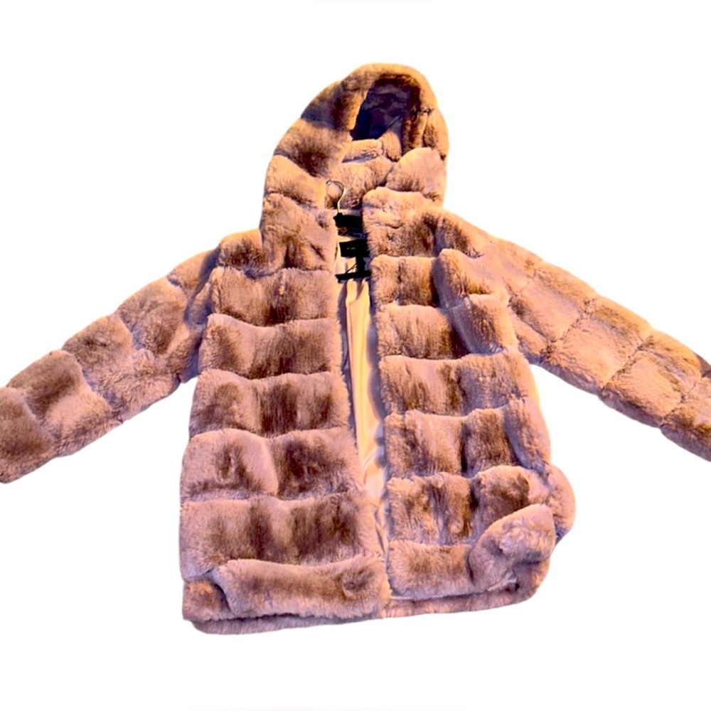 BCBG Max Azria Felicia Faux Fur Hoodied Coat Light purple Lavender large hood.